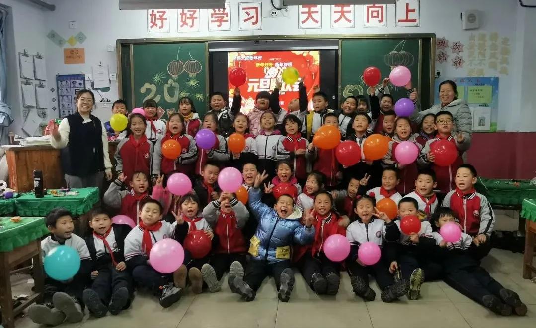 最新发展党员16字方针指引新时代奋进征程，筑梦新征程