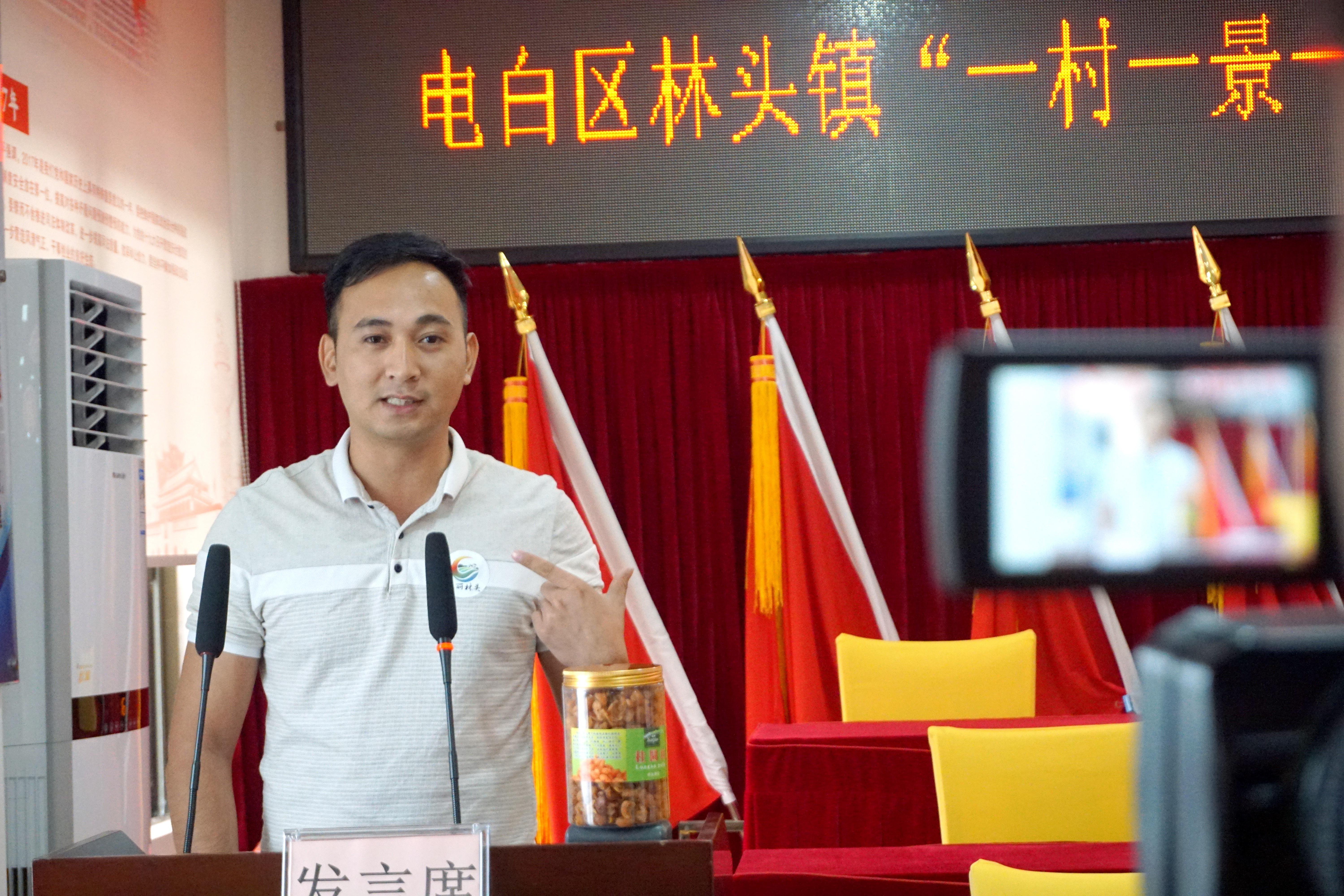 可口可乐最新代言人女,可口可乐最新代言人女——变化中的自信与成就的力量