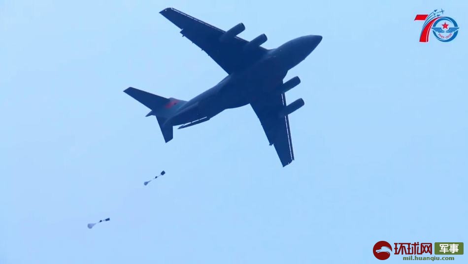 中国轰炸机翱翔新时代，铸剑长空，最新进展揭秘